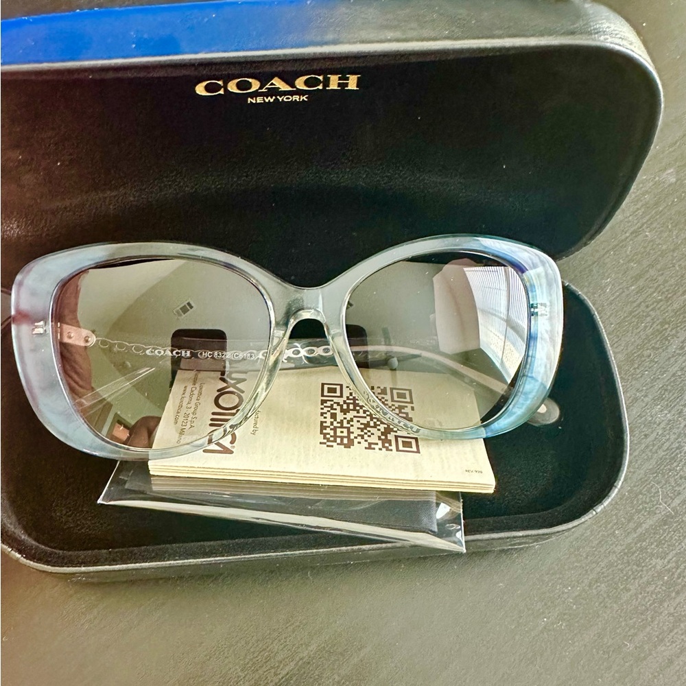 Coach sunglasses - Picture 6 of 9